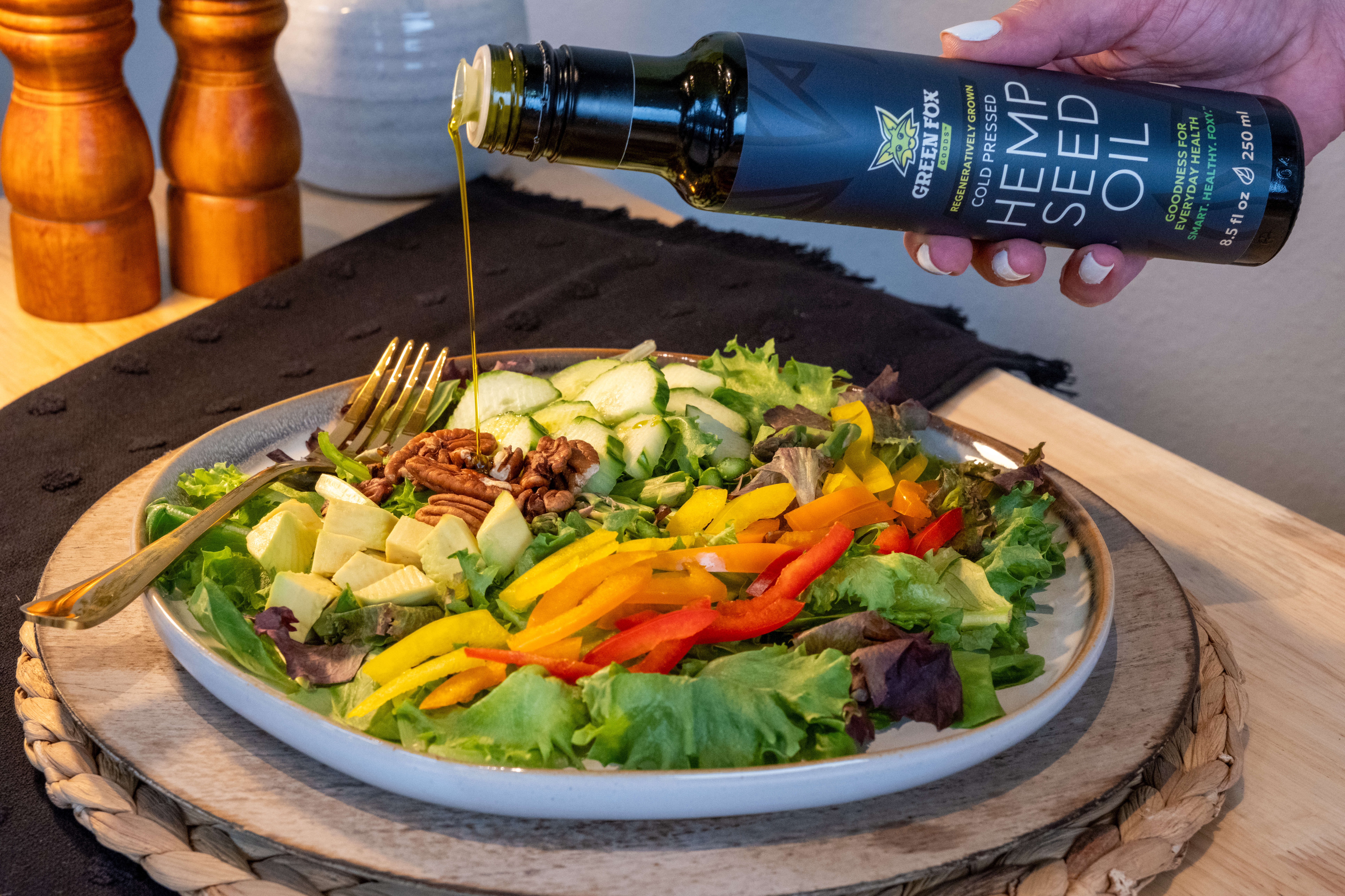 5 Reasons Why Hemp Seed Oil is the Most Versatile Oil